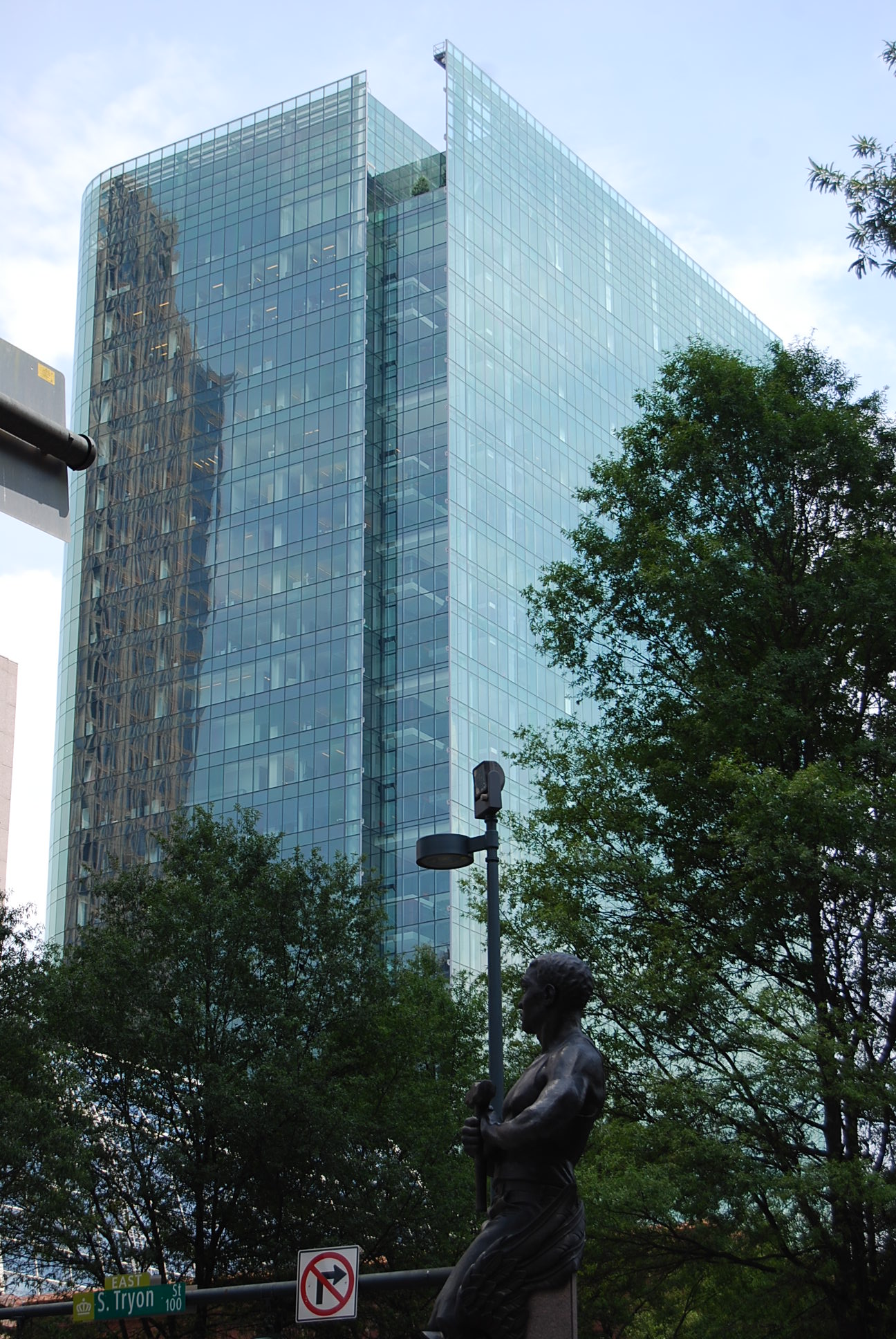 1 Bank Of America Center 150 North College Street Charlotte, NC 28202