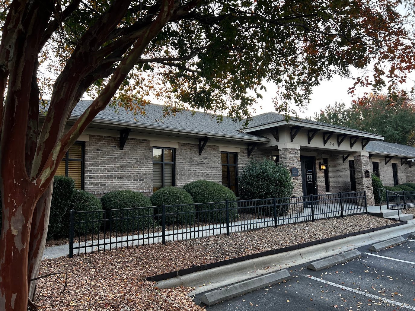 Exterior walkway at 1258 Mann Drive Unit 100 medical office condo in Matthews, North Carolina